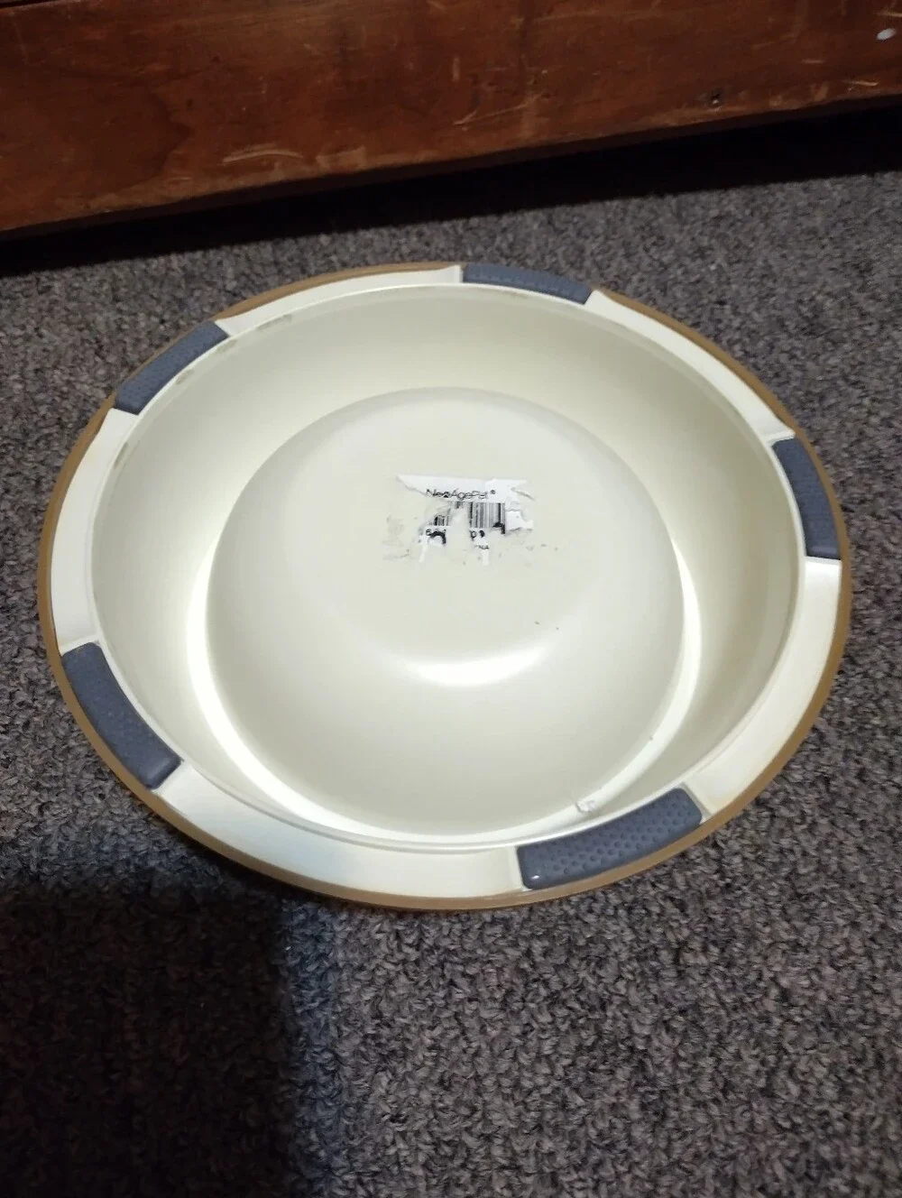 Leopard Print Pet Bowl in Tan and Black 8-10
